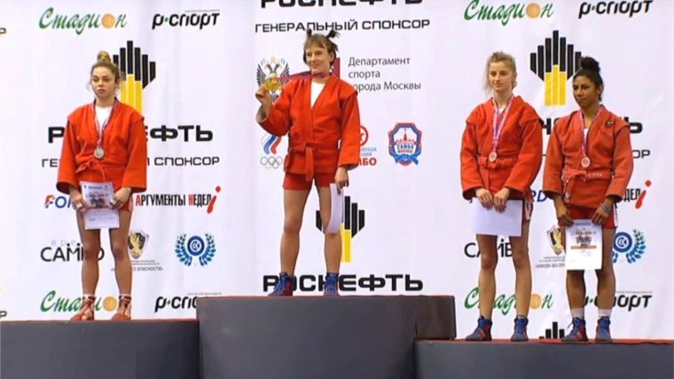 Елена Бондарева одержала победу на Кубке мира по самбо в Москве