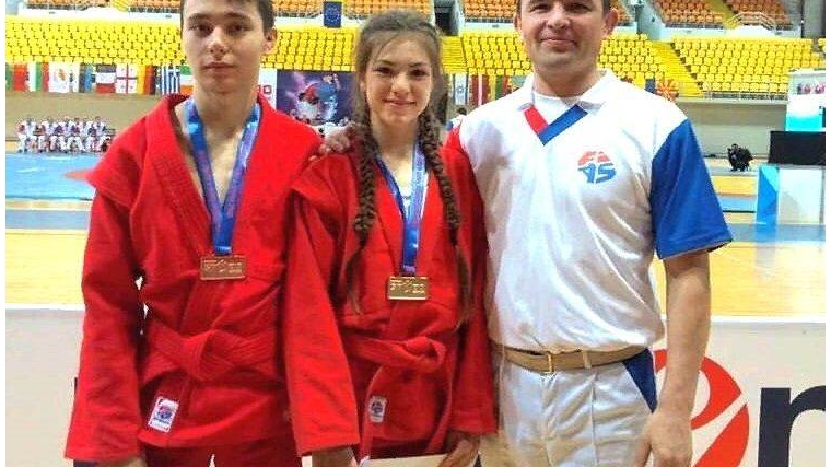 Татьяна Федорова – победитель, Павел Иванов – призер первенства Европы по самбо